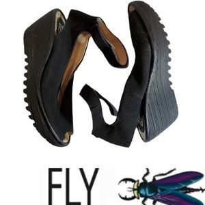 FLY London Women's Yala Perforated Wedge Sandal Sz 35